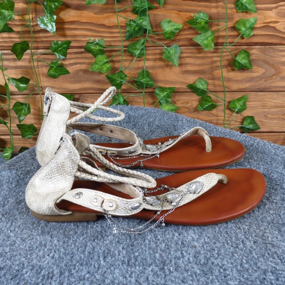 Jellypop Cressyda Women Gladiator Sandal Size 8.5 Casual Cream Snakeskin Chain - Picture 3 of 6